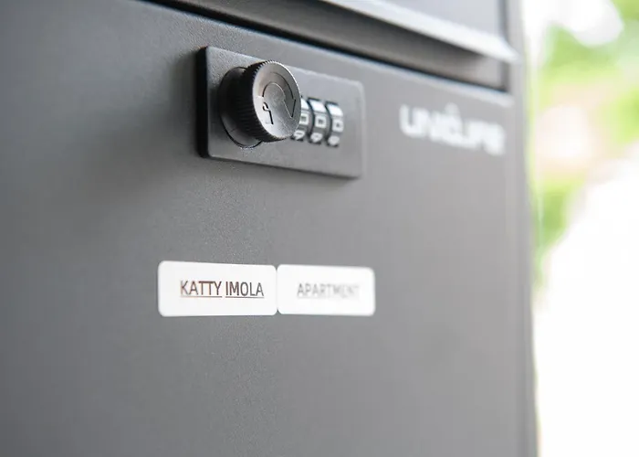 Katty Apartman *